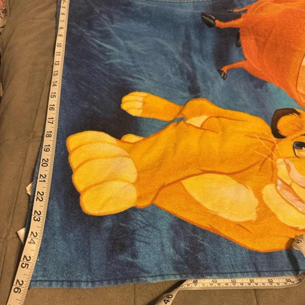 Vintage 2003 Disney Lion King Hakuna Matata Beach Towel Simba Timon Pumbaa